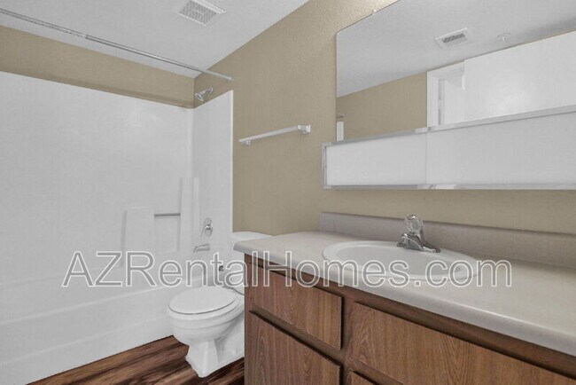 Building Photo - 8155 E Roosevelt St