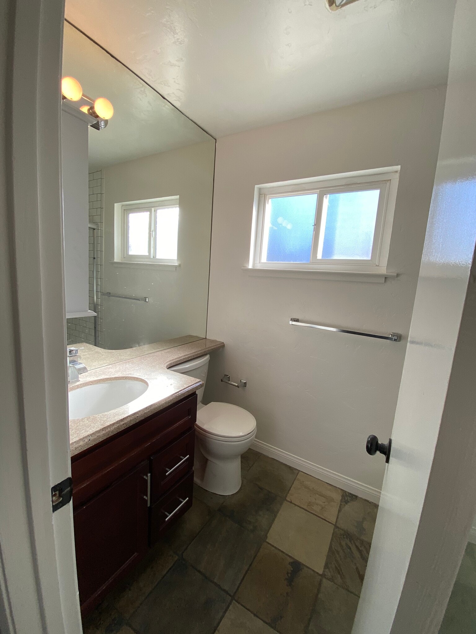 Bathroom - 2540 Robinson Ave