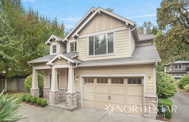 Building Photo - Beautiful Craftsman in Lake Oswego