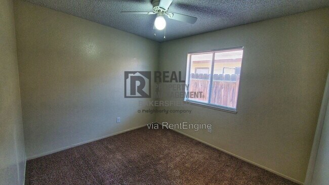 Building Photo - 1108 Delwood Ave