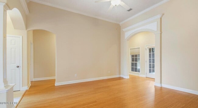 Building Photo - 103 Parkview Xing