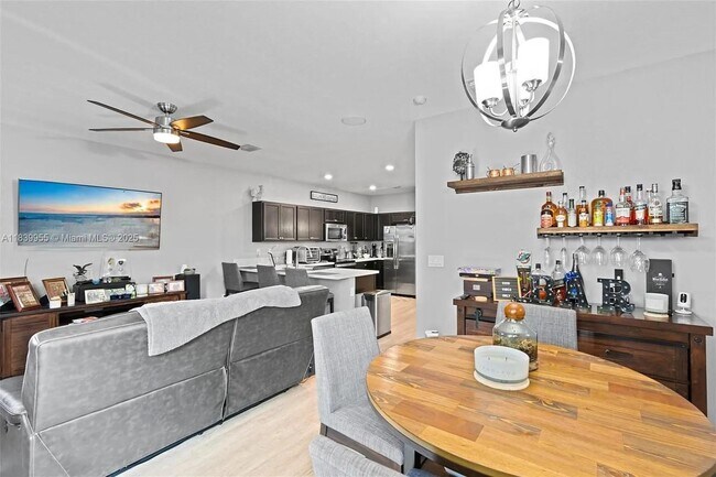 Building Photo - 11460 SW 252nd Ter
