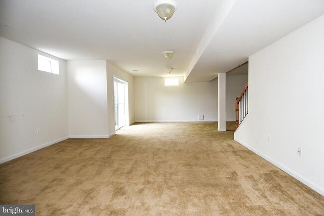 Building Photo - 3082 American Eagle Blvd