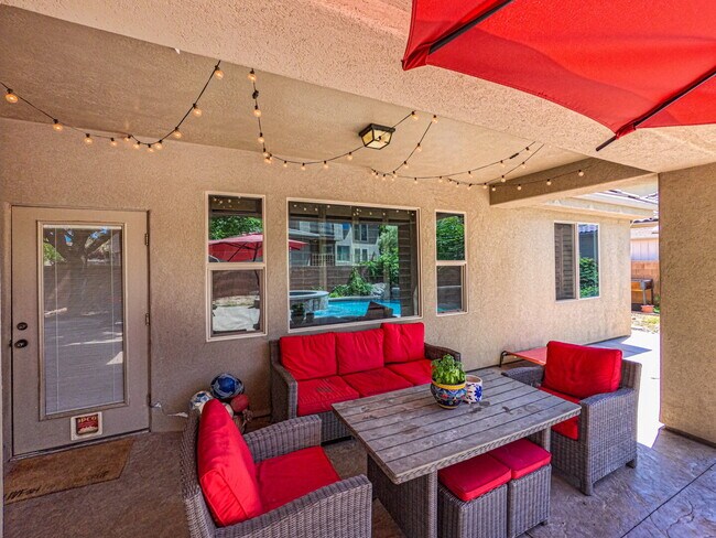 Building Photo - 2478 E Springs Dr