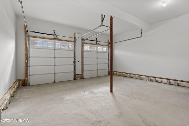 Building Photo - 19 Patrick Ct