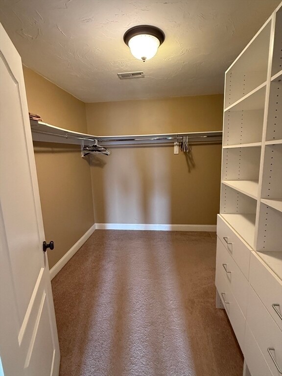 Building Photo - 34 Johnson St