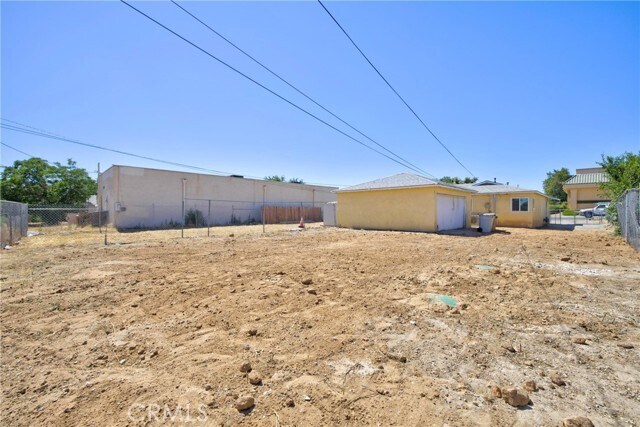 Building Photo - 15990 Yucca St