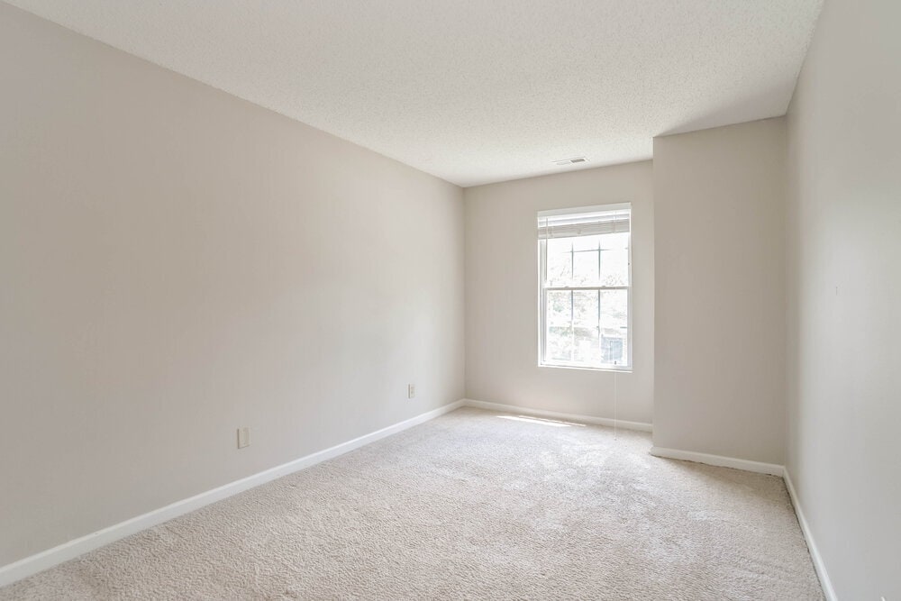 Building Photo - 7029 Maple Park Ln