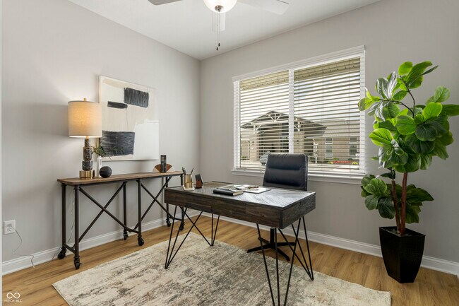 Building Photo - 3845 Stallion St