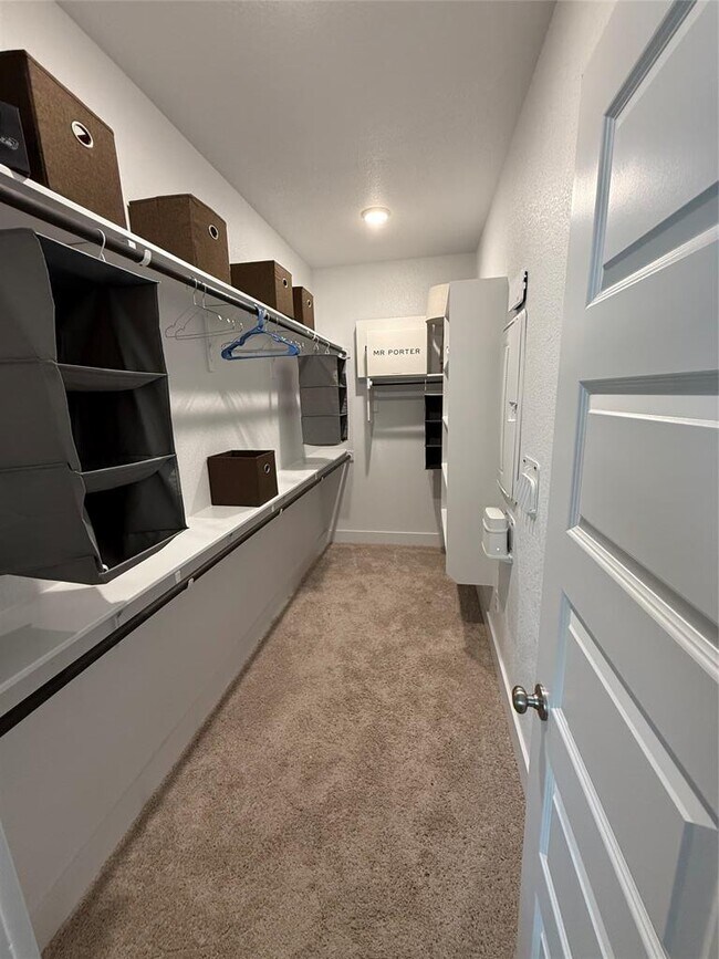 Building Photo - 813 Craven Hill Ln