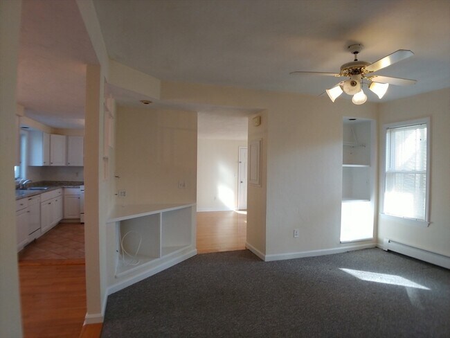 Building Photo - 20 Gibbon St