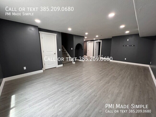 Building Photo - 5077 Arete Way