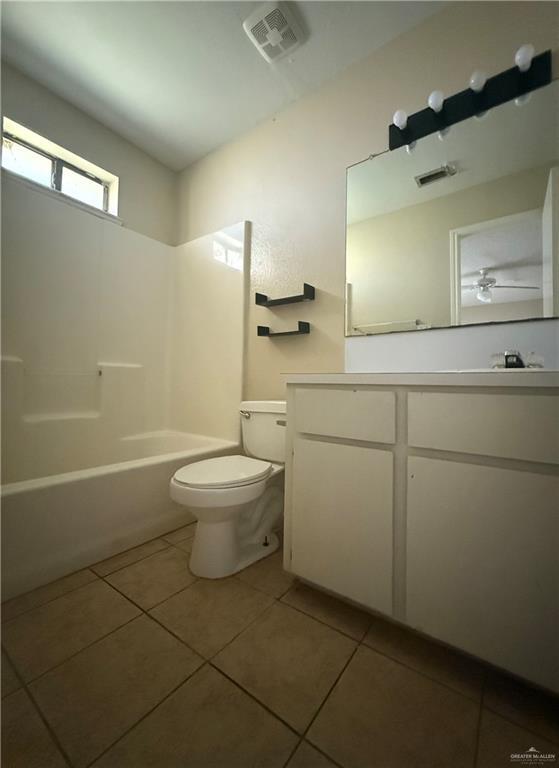 Building Photo - 118-120-120 Gastel Cir