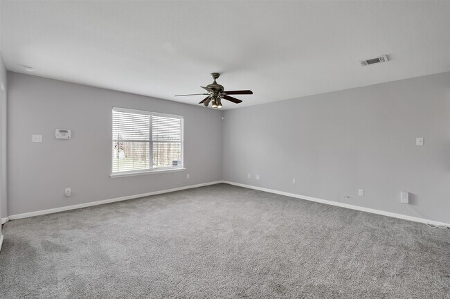Building Photo - 4322 Medina River Loop