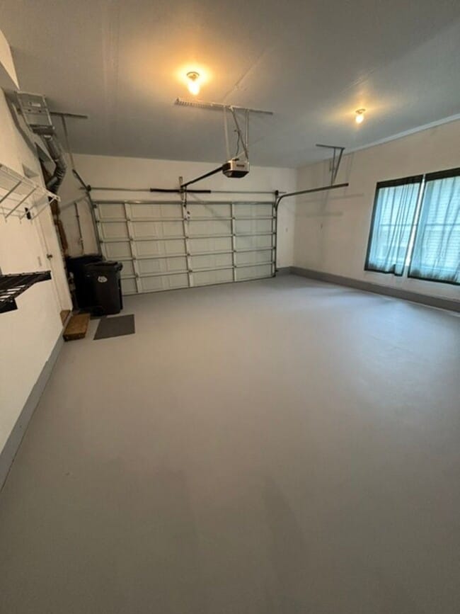 Building Photo - 3301 Park Ln