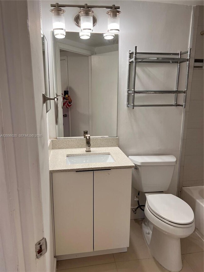 Building Photo - 8290 Lake Dr