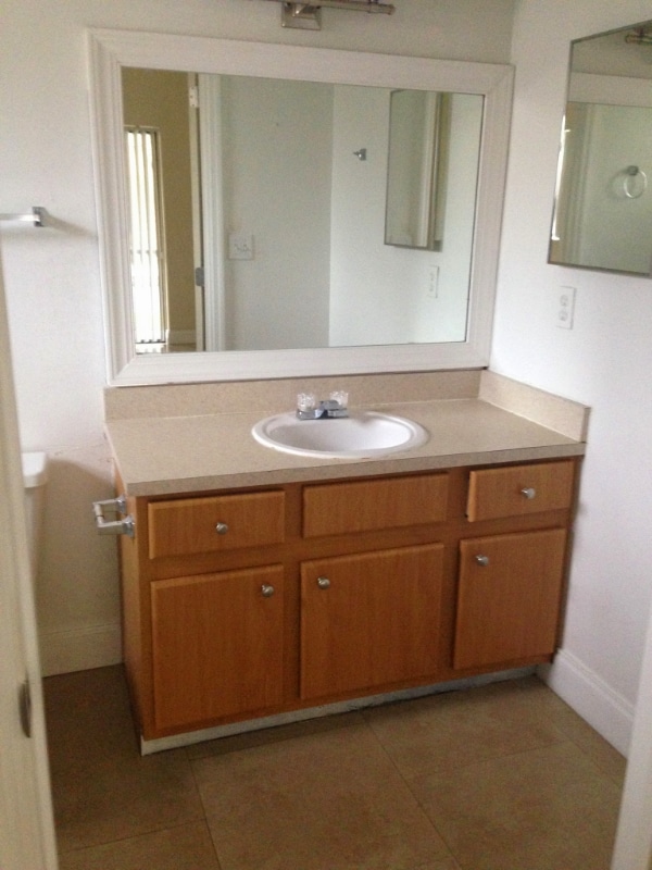 Building Photo - 2445 SW 18th Terrace