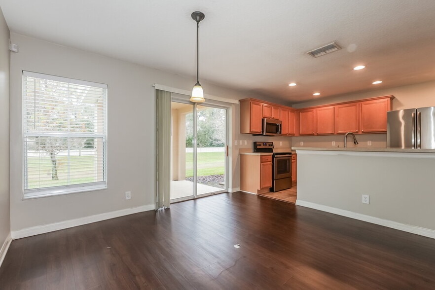 Building Photo - 3128 Royal Tuscan Ln