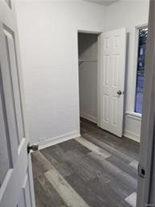 Closer of room - 6818 Perry Rd