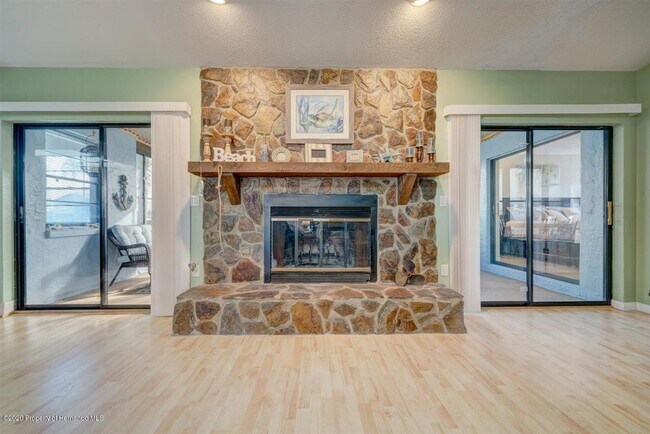 Building Photo - 4136 Camelia Dr