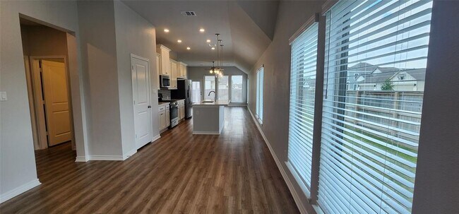 Building Photo - 644 Los Olives Ln