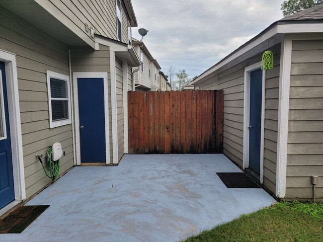 Building Photo - 23619 Twisting Falls Drive