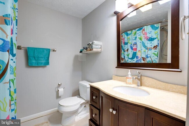 Building Photo - 3744 Keefer Ct