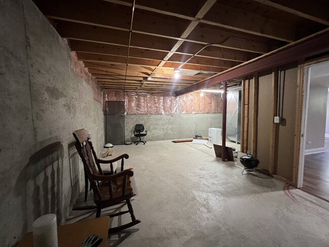 Building Photo - 2297 Roaring Creek Dr