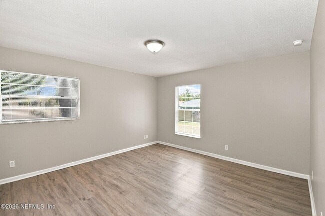 Building Photo - 6069 Anglia Dr