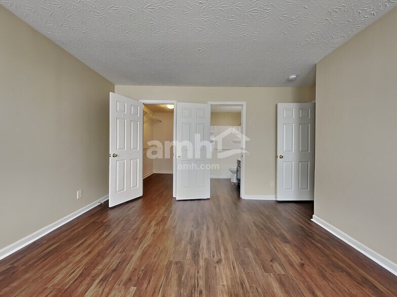 Building Photo - 1851 Treeshade Ct
