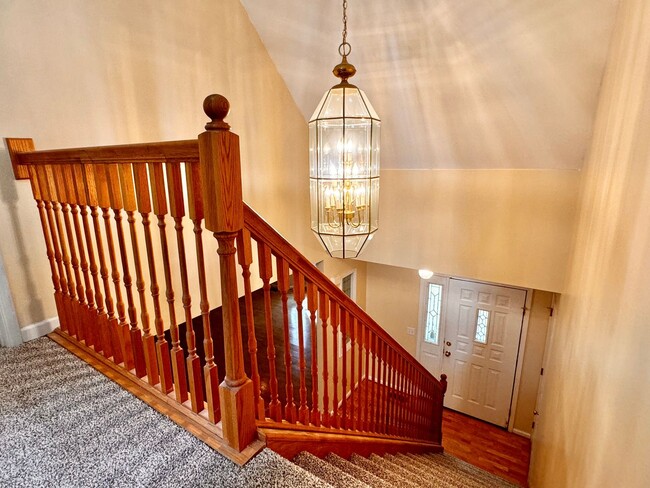 Building Photo - Log Home Nestled in the Woods, Albemarle C...