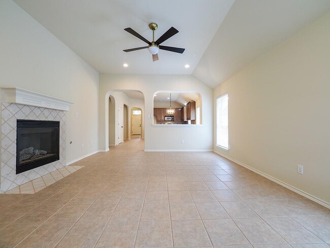 Building Photo - 3822 Vallarta Ln