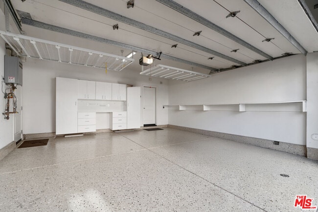 Building Photo - 12860 S Seaglass Cir