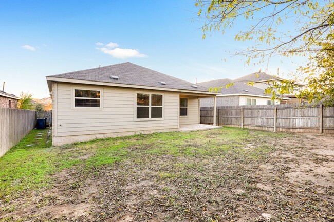 Building Photo - Charming Home with Elegant Granite Counter...