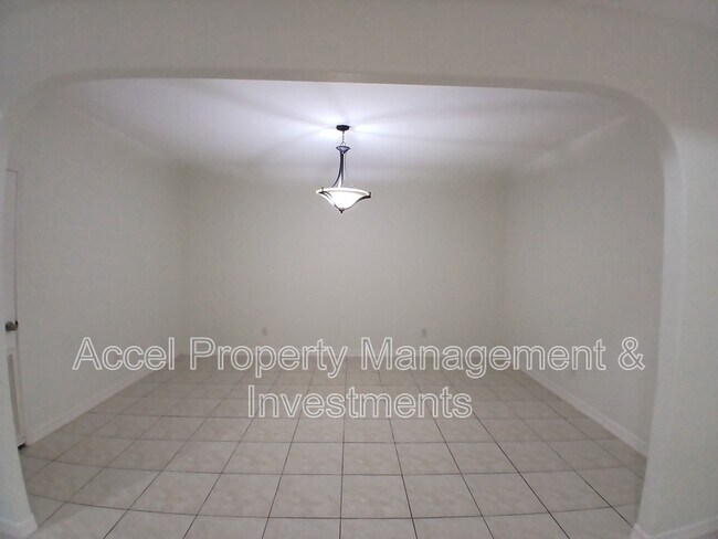 Building Photo - 130 San Jacinto St