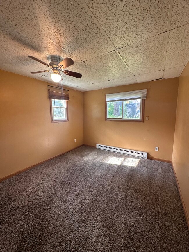 Building Photo - 2711 Jelinek Ave