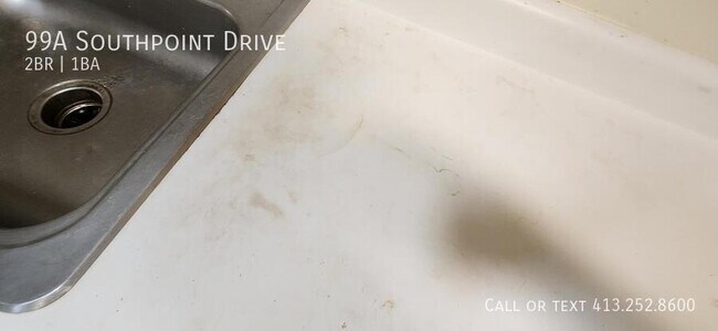 Building Photo - 99 Southpoint Dr