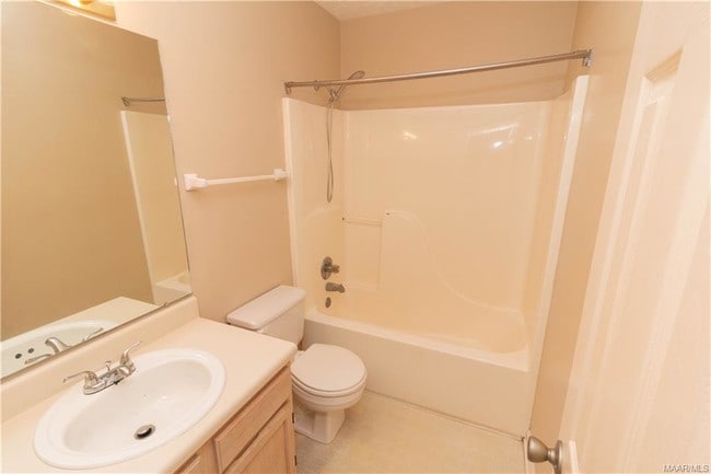 Building Photo - 8357 Grand Oaks Ct