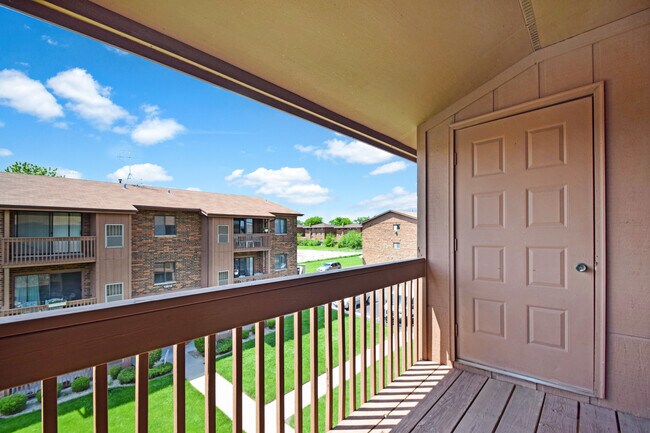 Building Photo - 15824 Peggy Ln