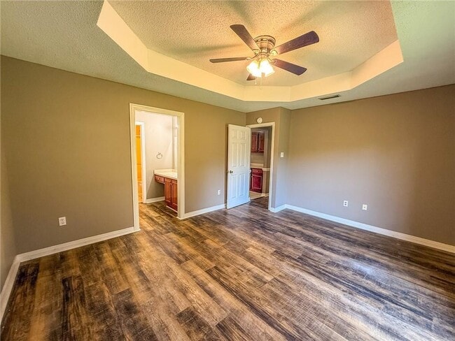 Building Photo - 8530 Williams Dr