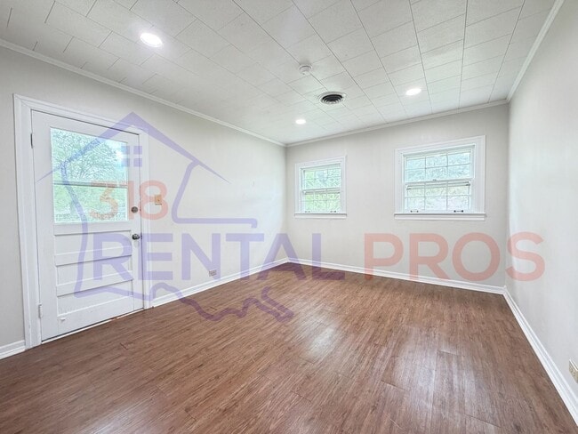 Building Photo - 4 Bed 3 Bath Home in Ruston!
