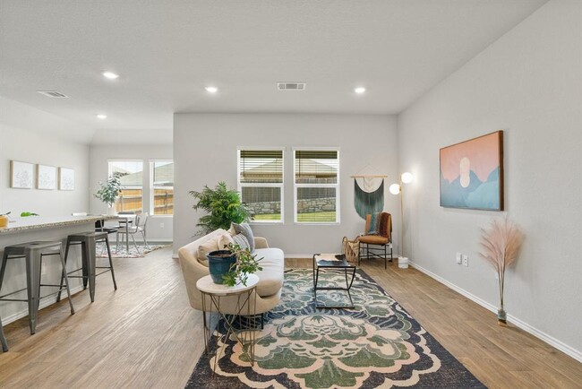 Primary Photo - 15101 Siberian Elm Ln