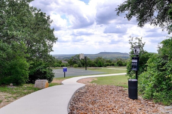 Building Photo - 32231 Escarole Bnd