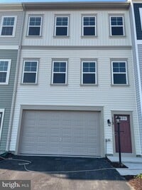Building Photo - 125 Lindy Wy