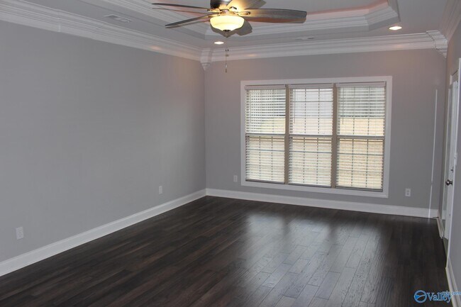 Building Photo - 104 Talia Dr