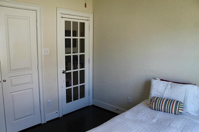 Building Photo - 99 E Lasting Spring Cir