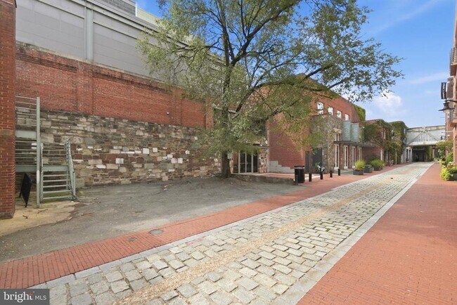 Building Photo - 3336 Cady's Alley NW