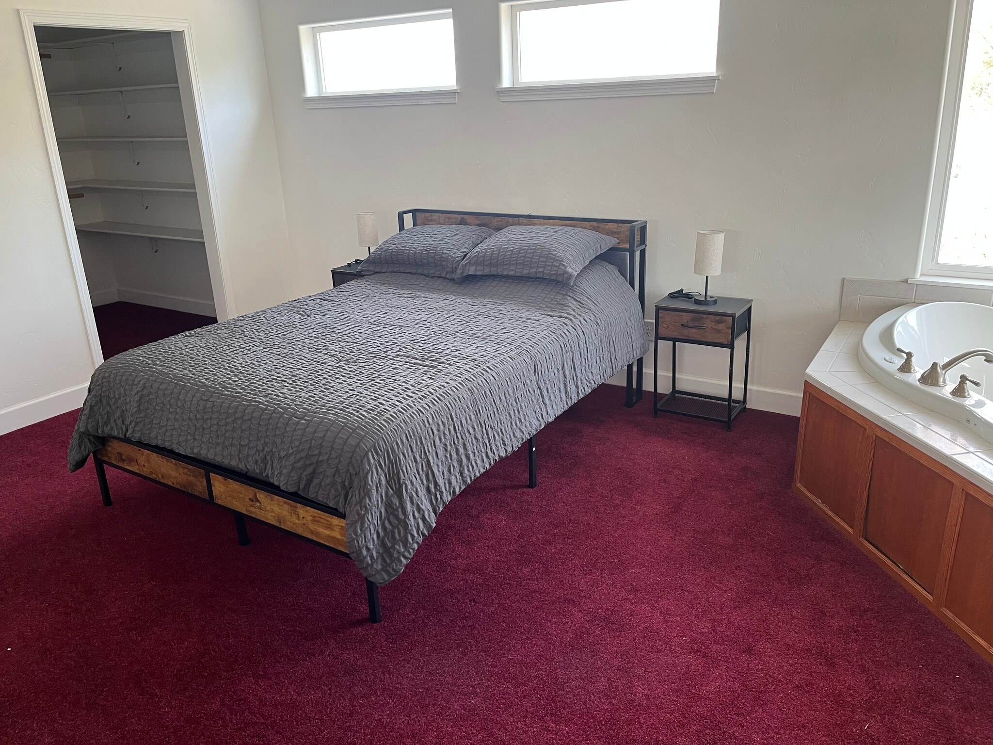 Building Photo - 250 Scenic Ridge Rd