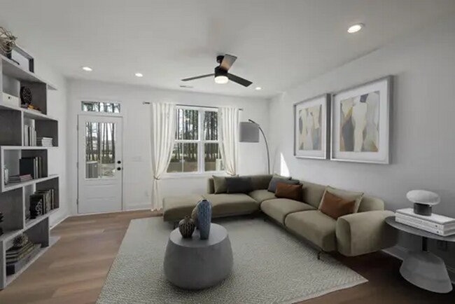 Building Photo - **OFFERING RENT DISCOUNT PROMOTION FOR FIRST 6 MONTHS** New Construction 4BD, 3.5BA Raleigh Townh...