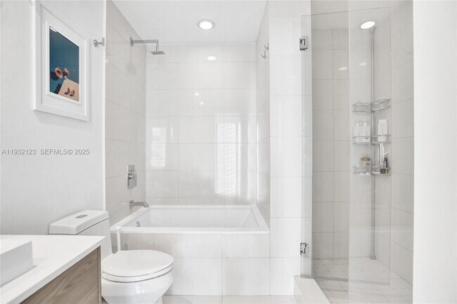 Building Photo - 1300 S Miami Ave